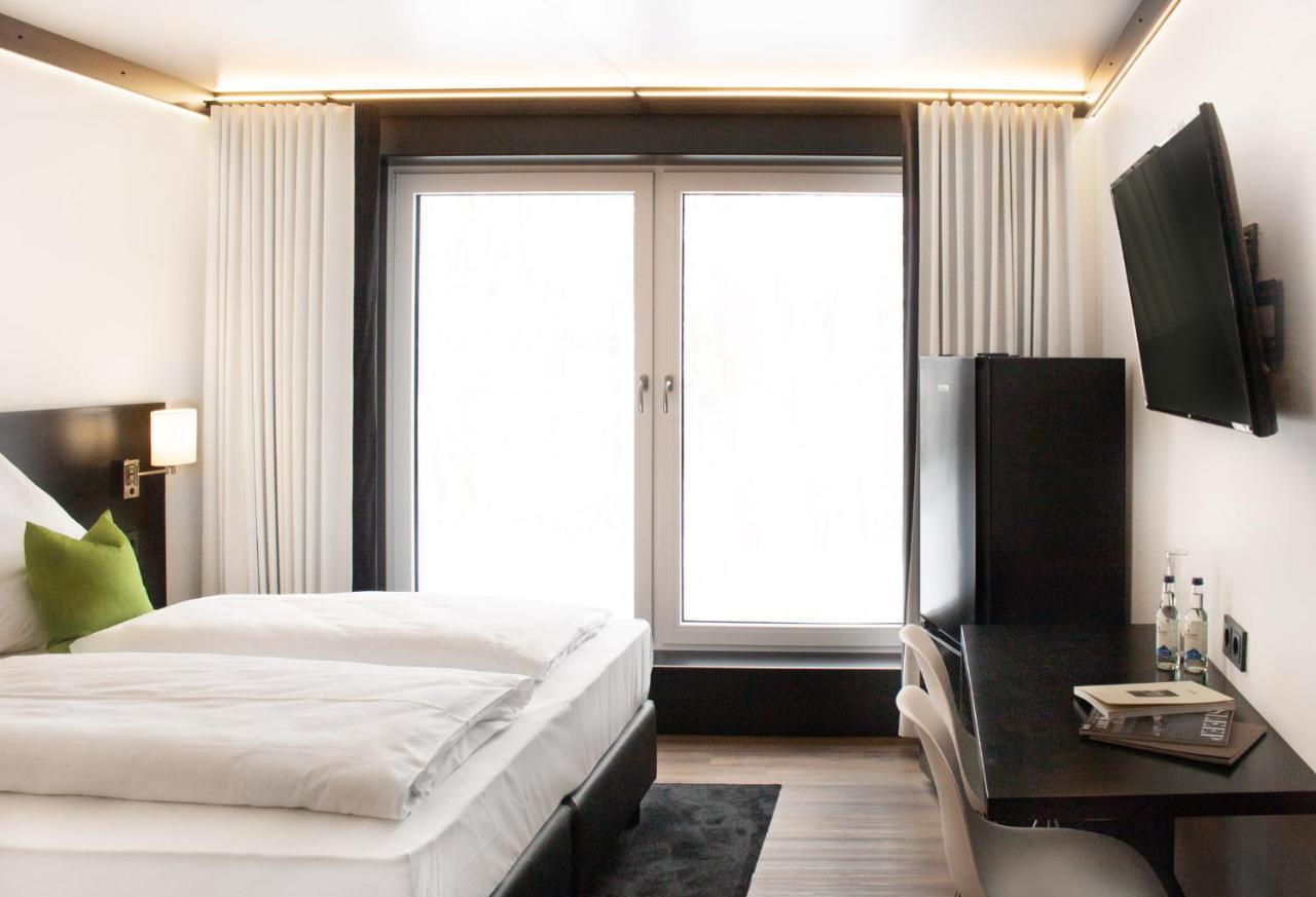 Rhe Hotel By Wmm Hotels ไรห์เนา ภายนอก รูปภาพ