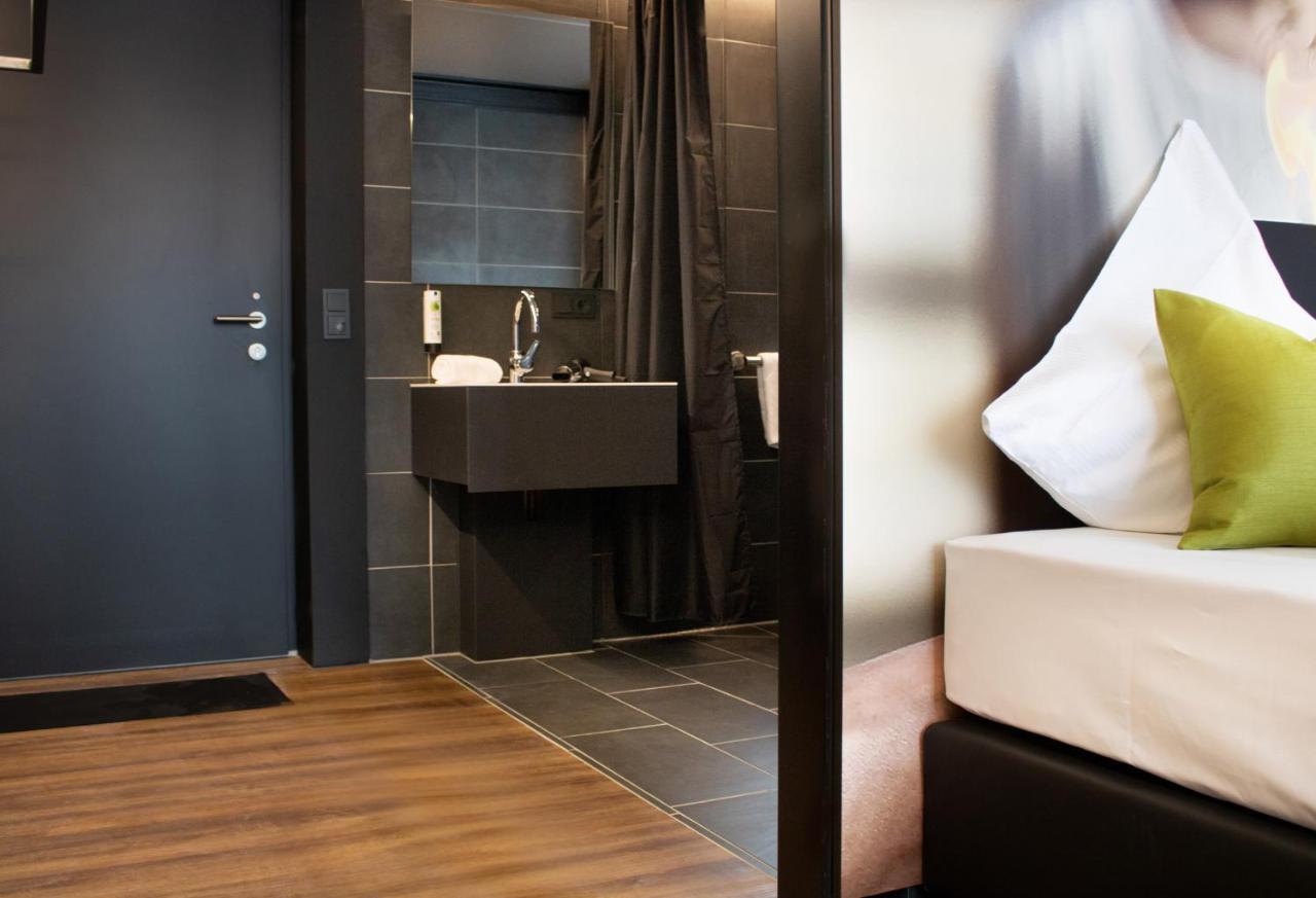 Rhe Hotel By Wmm Hotels ไรห์เนา ภายนอก รูปภาพ